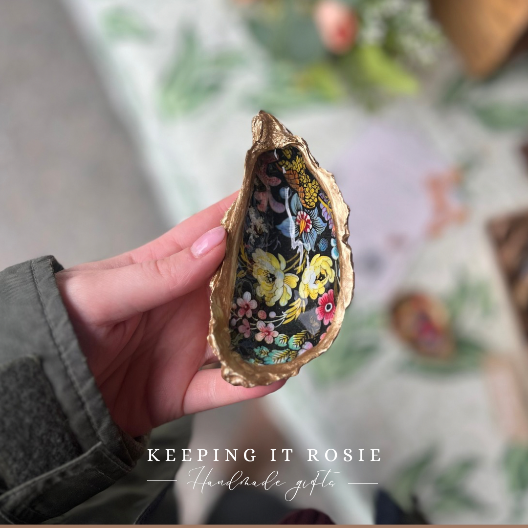 Floral print oyster shell trinket tray