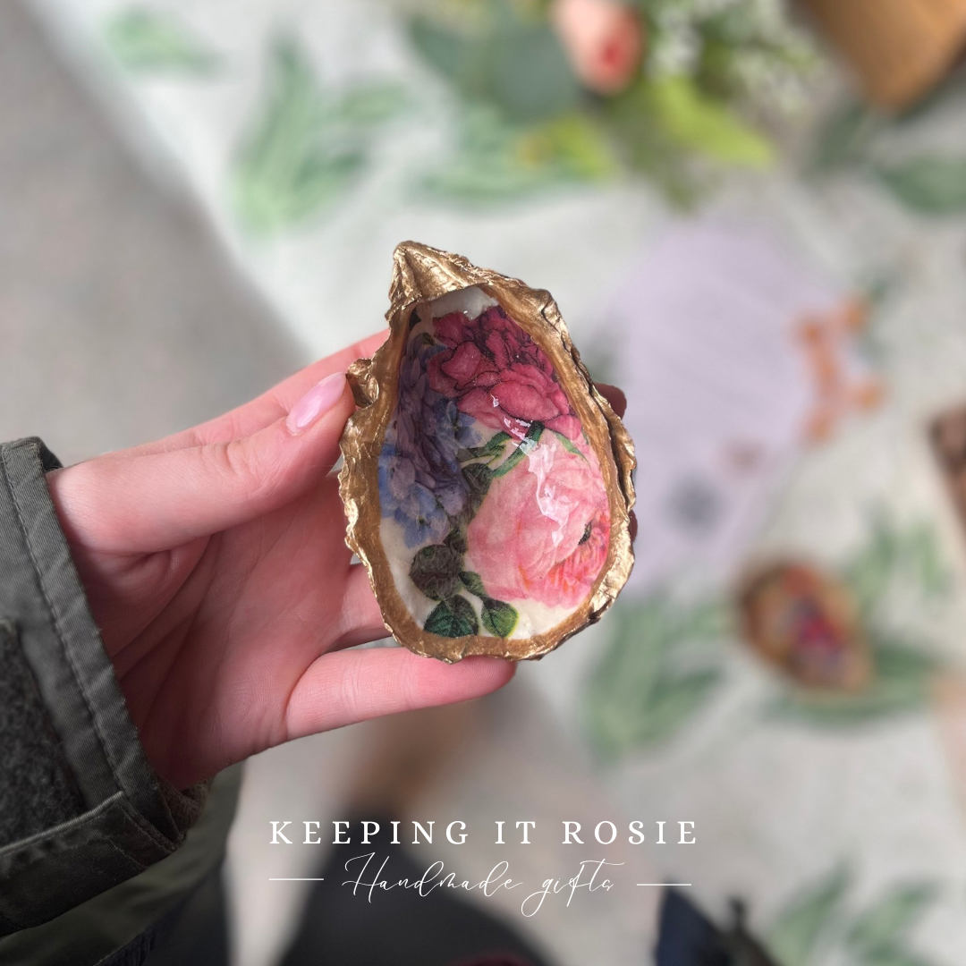Hydrangea & rose print oyster shell