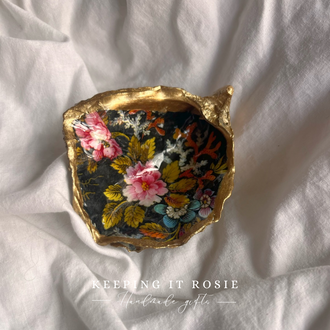 Floral print oyster shell trinket tray
